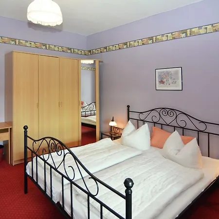 Apartamento Spacious With Pool In Bad Sachsa